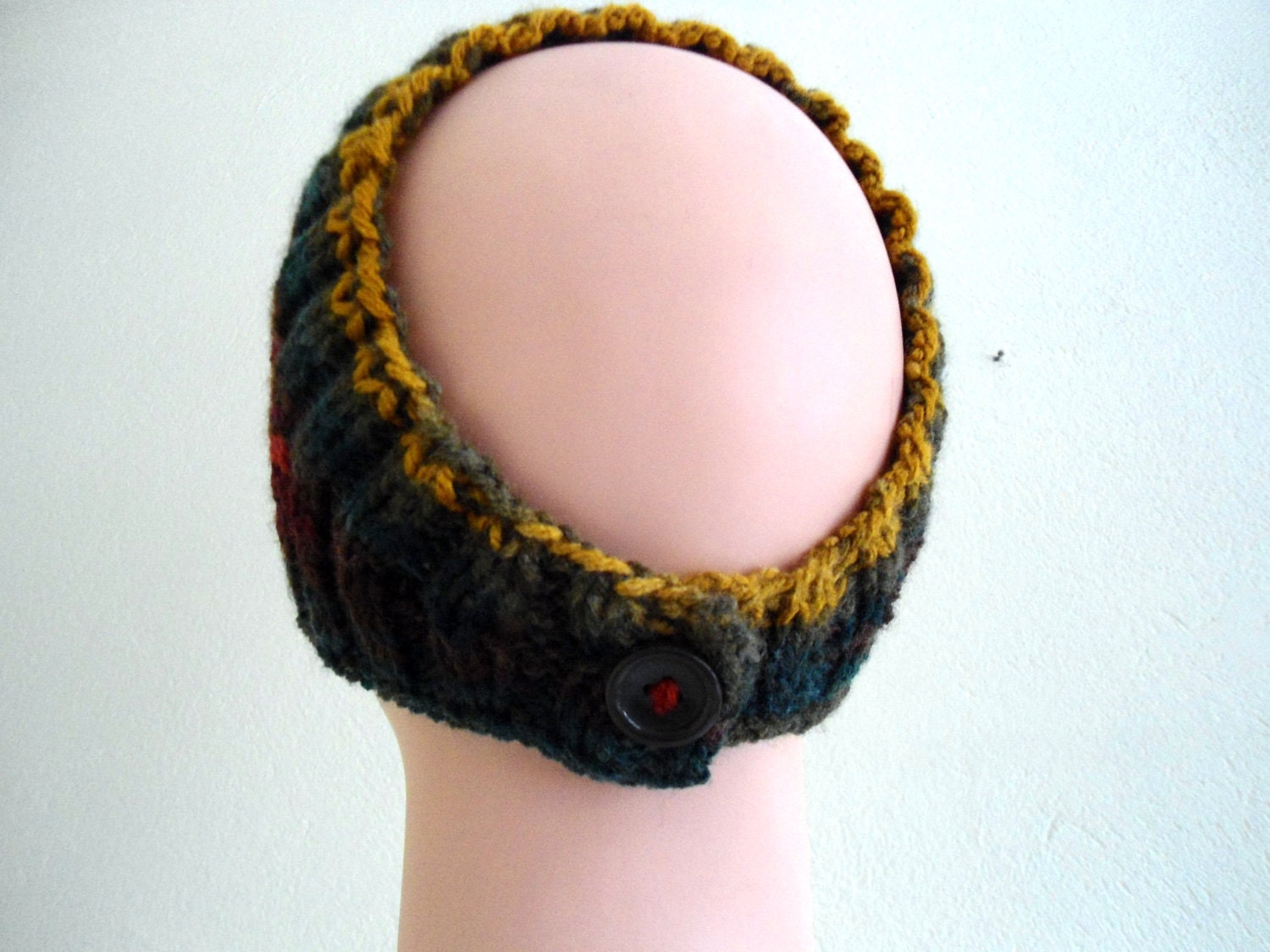 Flower Headband, warm knit headband, knitting, gift, mothers day,  winter trend ,fashion