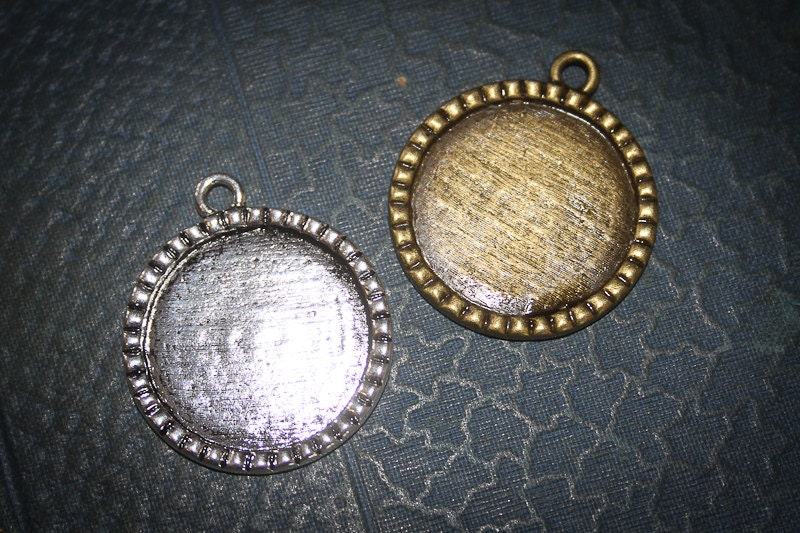 6 Pendant Setting 1 inch Round Bottle Cap Blank  Base Frame - Cabochon setting  Antique silver or Antique Bronze