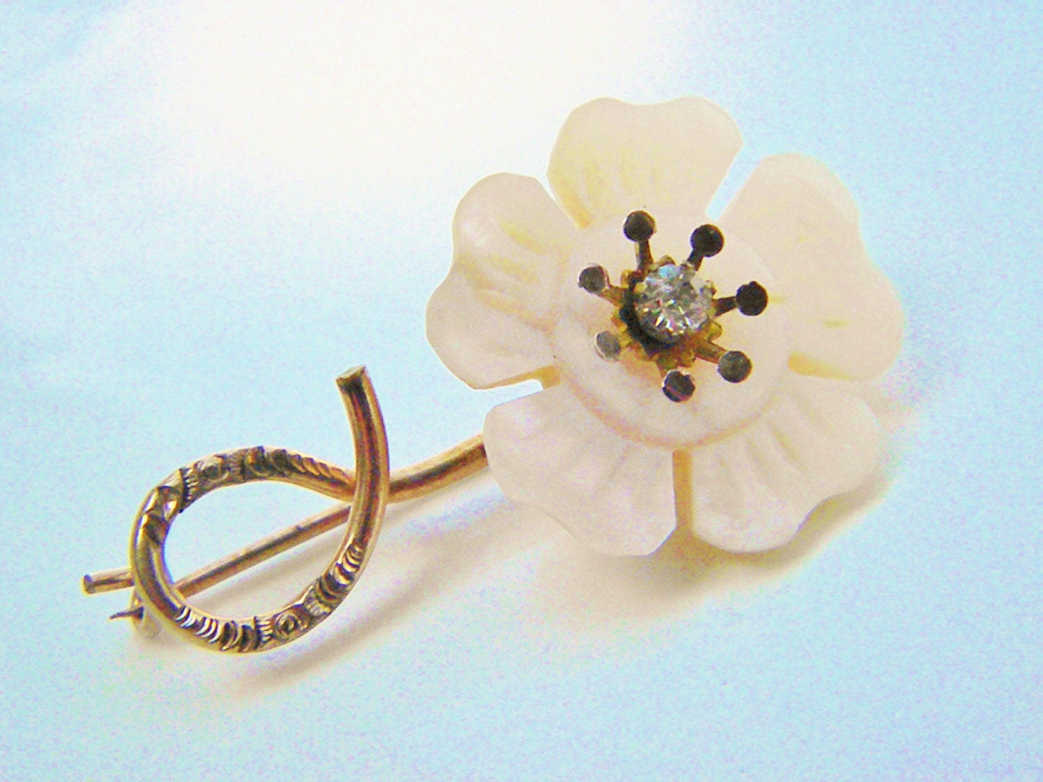 Edwardian Mother of Pearl Hand Carved Flower Brooch