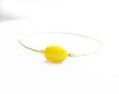Large Vintage Yellow Oval Set Stone Bangle, Stackable Bracelet Set, Gem Stone Bangles, Stones in Settings Bracelet, Bezel Bangle