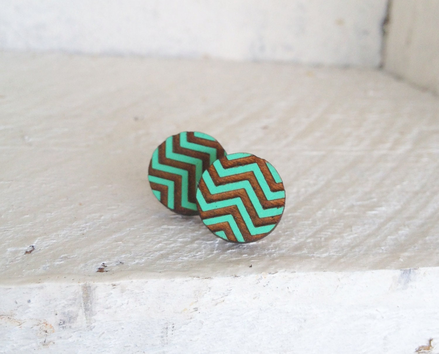 Hand Painted Round Zig Zag Chevron Wooden Studs in Mint Turquoise