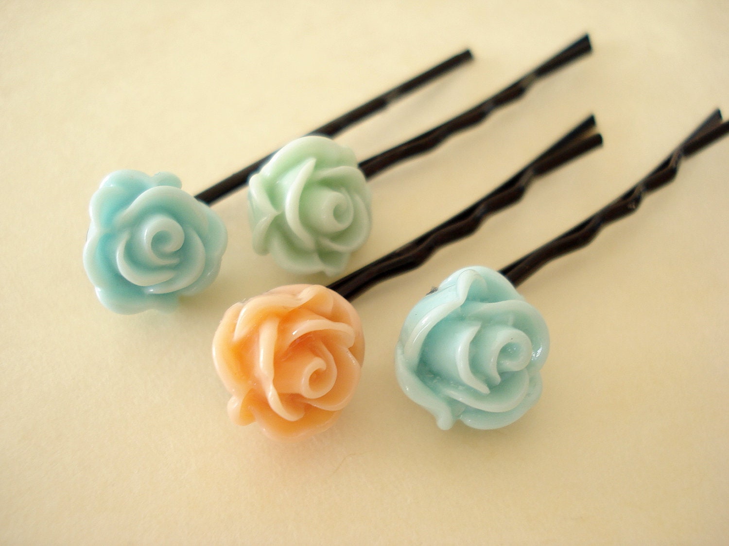 Resin Flower Hairpin Bobby Pins Flower Hair Accessories ( FREE Shipping For The Second or More Items)