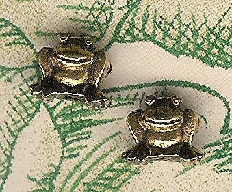 Low Close Out Price-Antique Gold Cute Little Frog Bead- 6 pieces-lead free