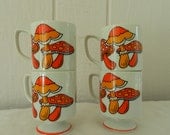 Retro Red, Orange and White Mushrooms Footed Mugs Set of 4