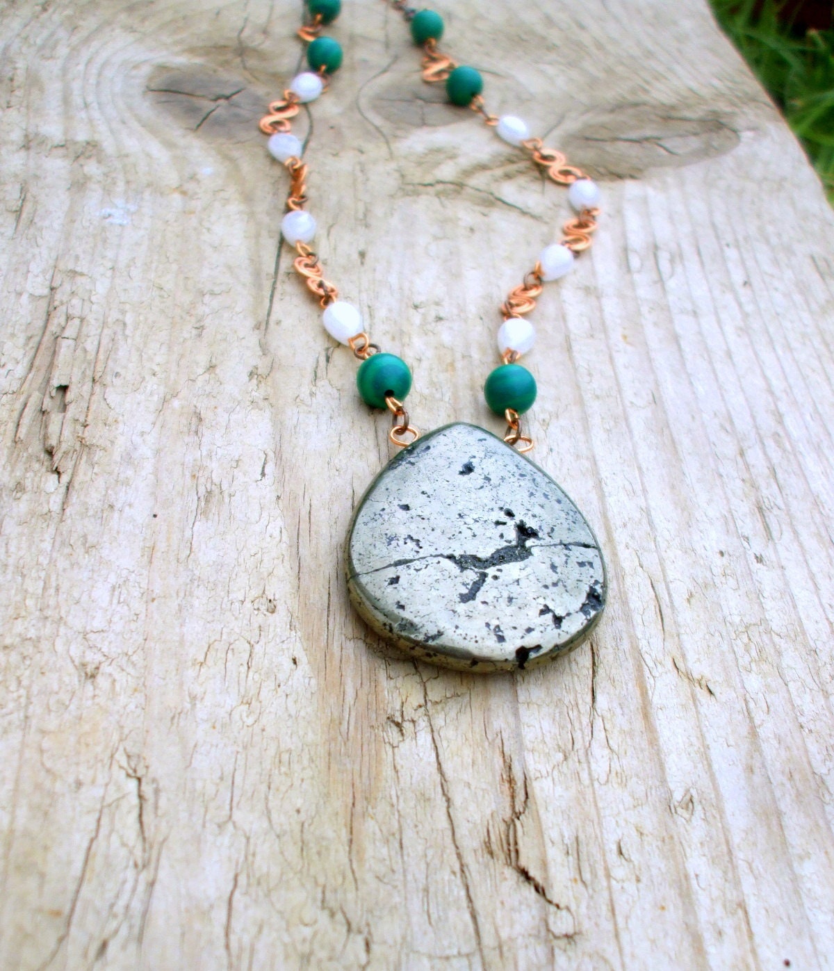 Silver Teardrop Necklace Womans Green Jade Quartz Evening Jewellery
