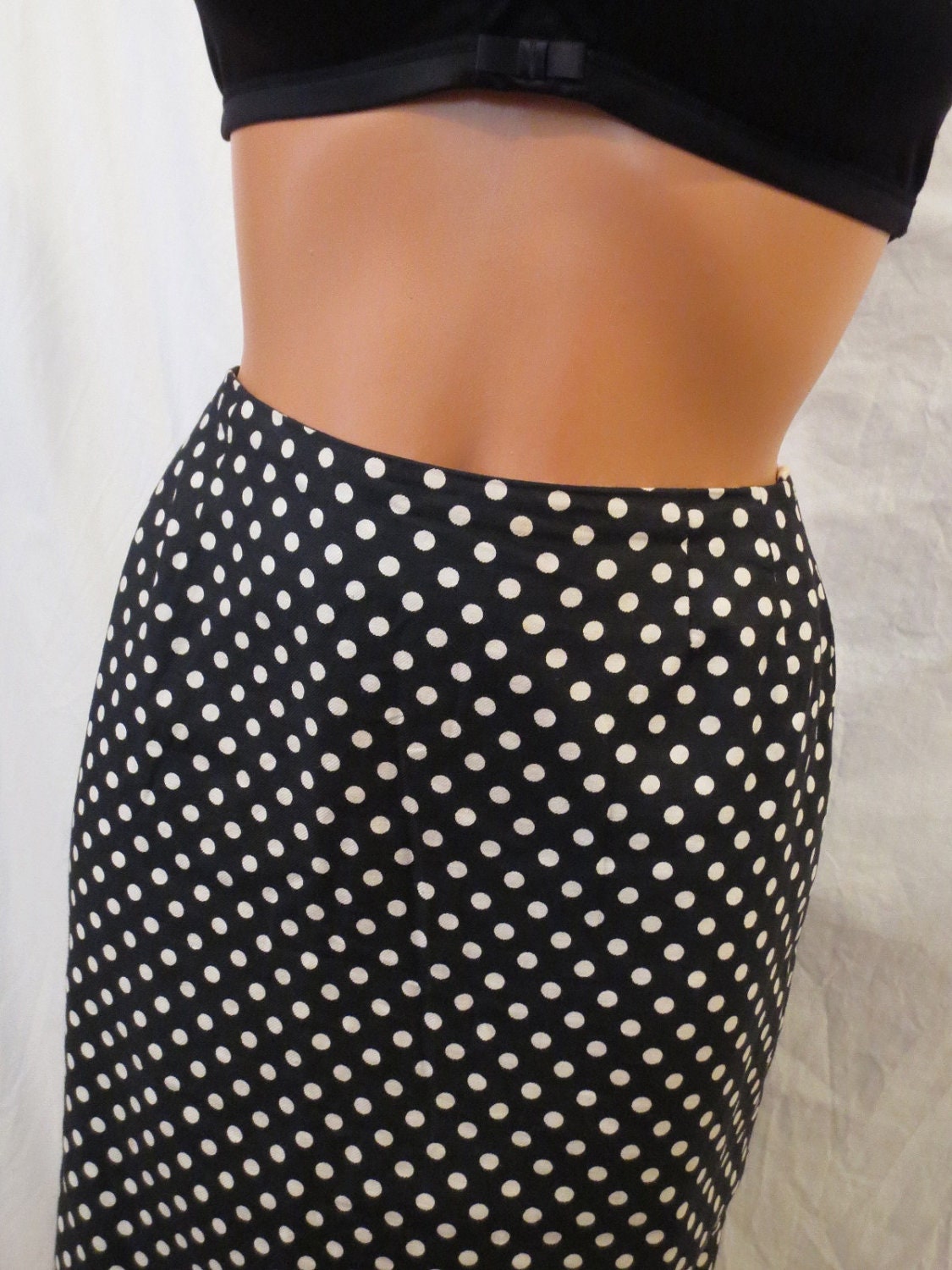 POLKA DOT PINUP sexy wiggle pencil skirt - black white - rockabilly mod - Lanz 25-waist 0 xs