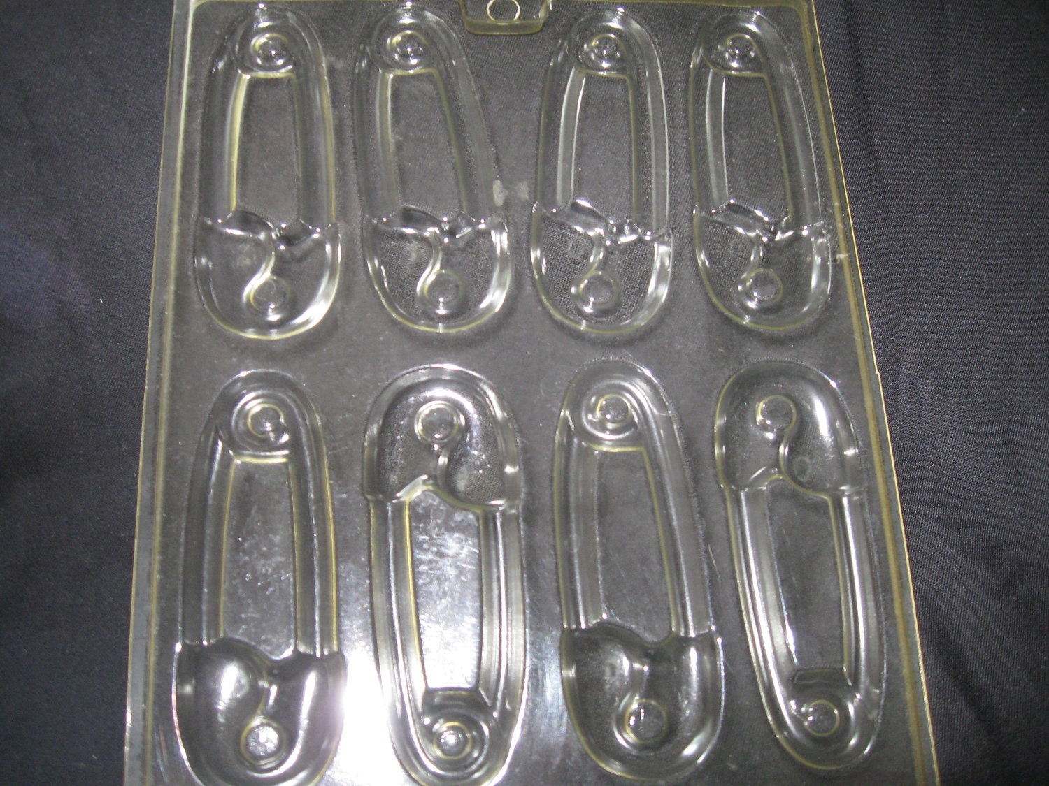 Pin Mold