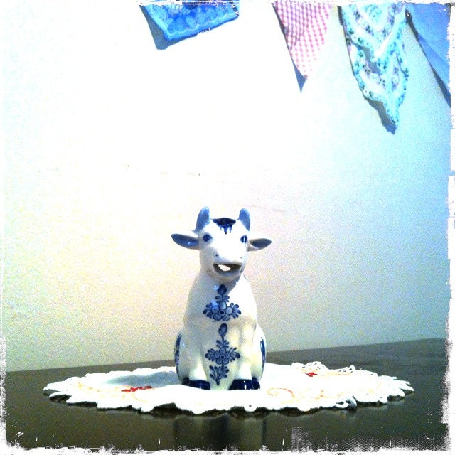 Delft Cow Creamer