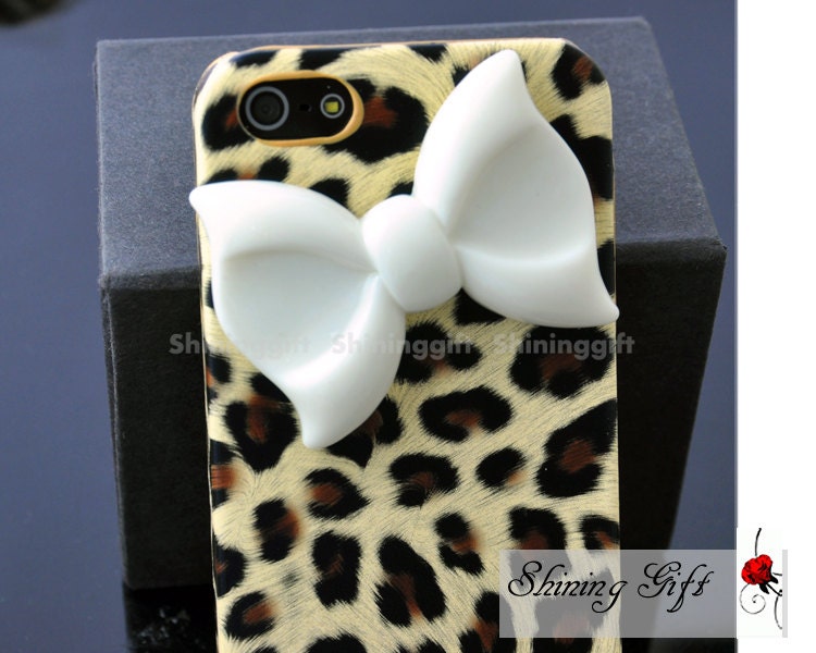 Leopard IPHONE 5 Case, Iphone5 Case, cheetah iphone 5 case with White bow