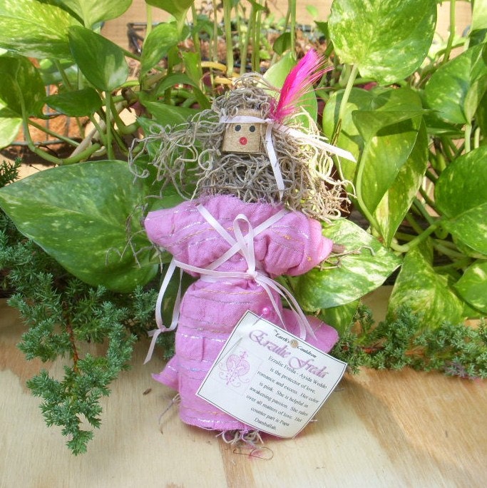 Erzulie Freda SM Moss Doll