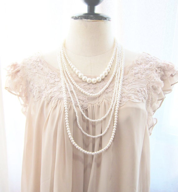 Pearl Necklace - White