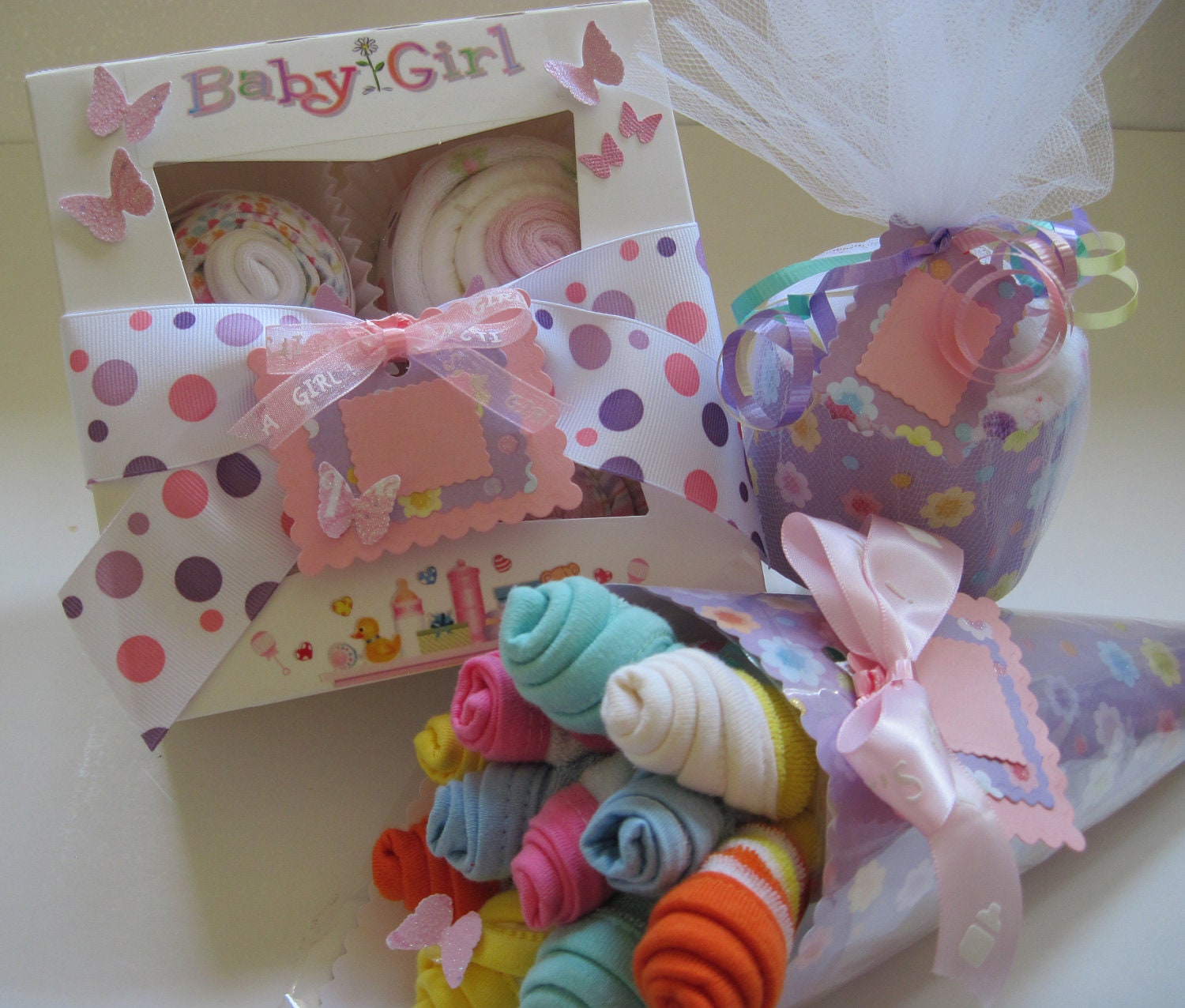 Baby Girl Onesie Cupcake Gift Set with Baby Washcloth Bouquet and Baby Blanket Cupcake