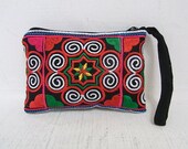 Coin Pouch Bag Purse Hill Tribe Fabric Vintage HMONG Handmade Thailand (BG290W-MUC)