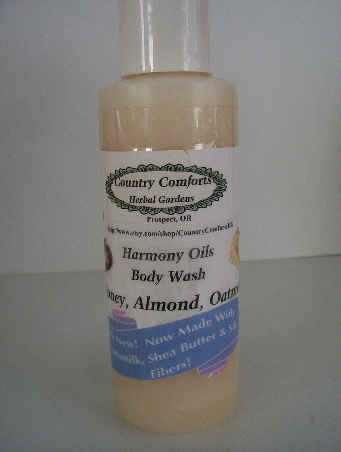 Natural Body Wash, Honey, Almond, Oatmeal - New Thick, Rich Formula,  With Shea Butter, Goats Milk & Silk Protein Conditioners - 8 oz bottle