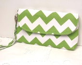 Green chevron clutch with detachable wristlet strap