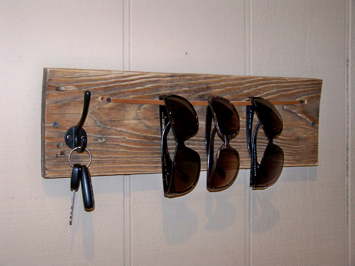 Reclaimed Wood Sunglasses and Keys Holder