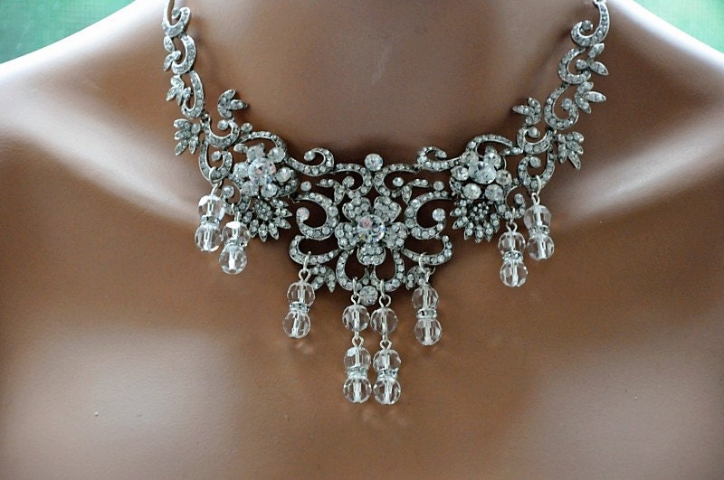 Bridal Jewelry Set,Bridal Statement Necklace,Swarovski Crystal,Rhinestone Bib Necklace,Vintage Style,Bridal Necklace and Earring Set