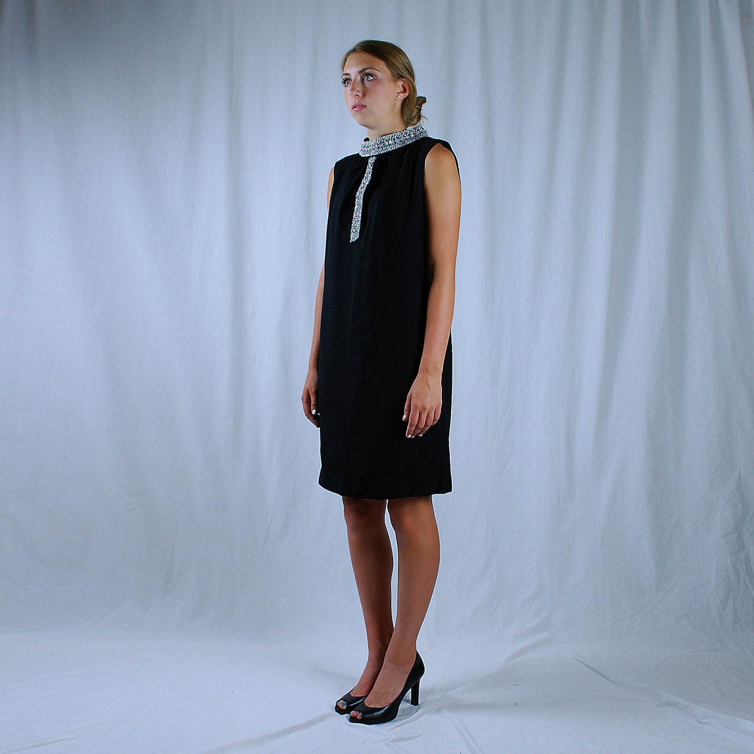 1960s Black Shift Dress with Beaded Collar / Rhinestone, Pearl and Silver Embroidered Applique High Neck / Size 16, L/XL