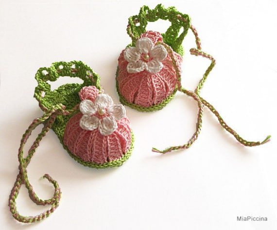 Baby pink crochet summer sandals / size 0-3M