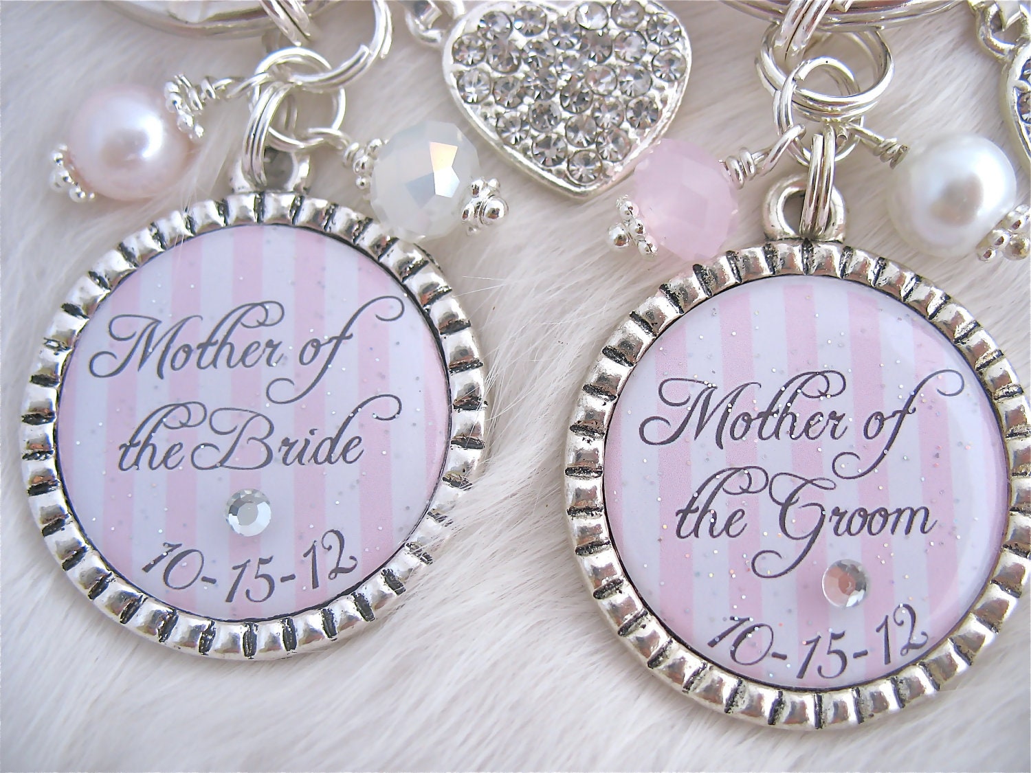 MOTHER of the BRIDE Gift Mother of the Groom Wedding date pendant necklace or Keychain Beach jewelry Bottle cap Mother Godmother, Wedding