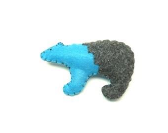Turquoise charcoal grey geometric bear magnet, number 188