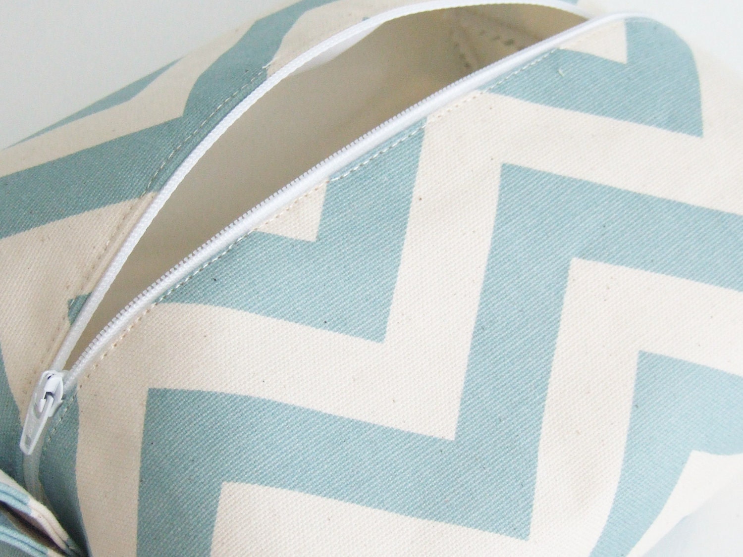Make up Bag  - Cosmetic Pouch - Diaper Bag -  Lunch Bag - Wet Bag -Waterproof Bag