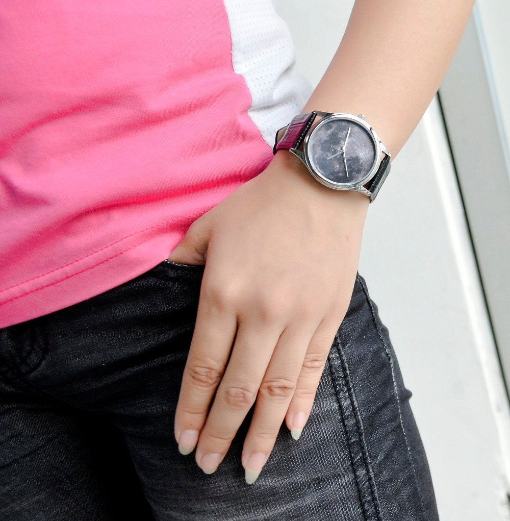 Moon Watch (Black)
