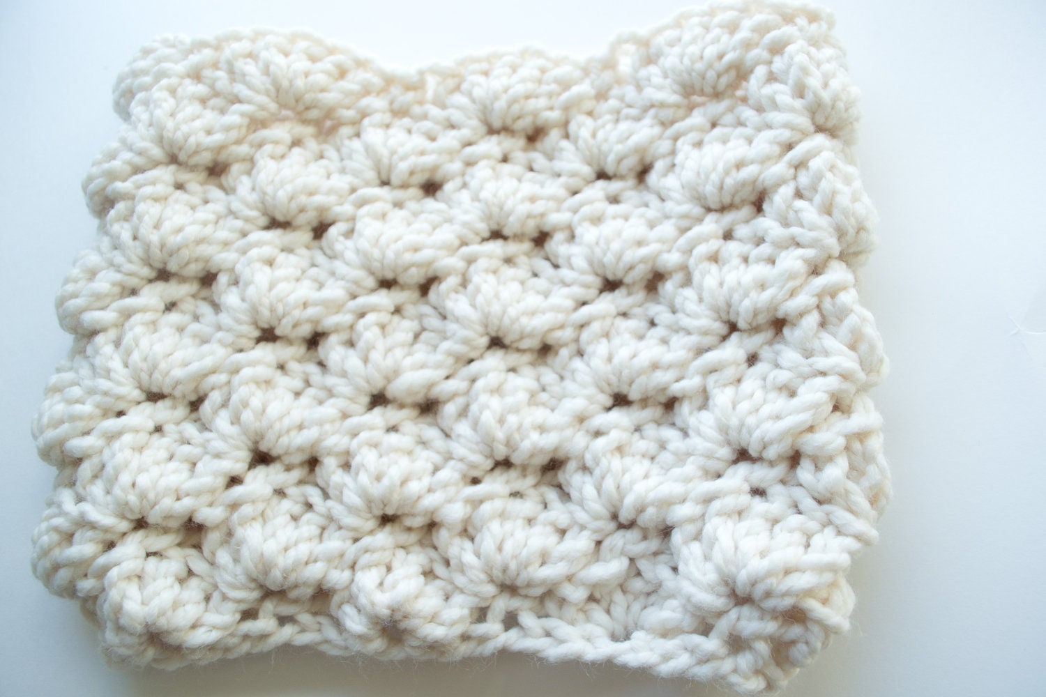 Ivory Chunky Crochet Cowl, Fall Infinity Scarf, Modern Crochet Scarf, Ready to Ship, Gift for Her