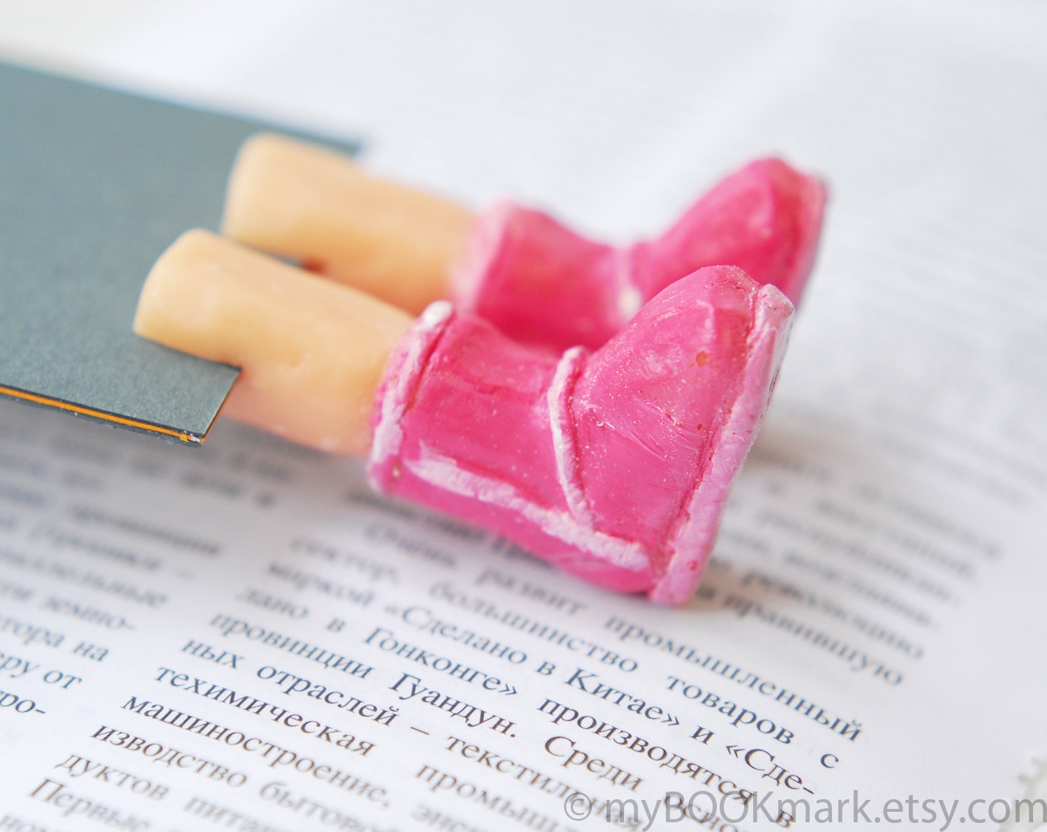 Uggs bookmark. Pink bookmark. Winter present. Hot pink for her, all, office, mom. Ugg ohtteam
