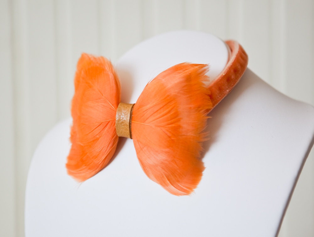 Our House feather bow tie > Indie Wed blog