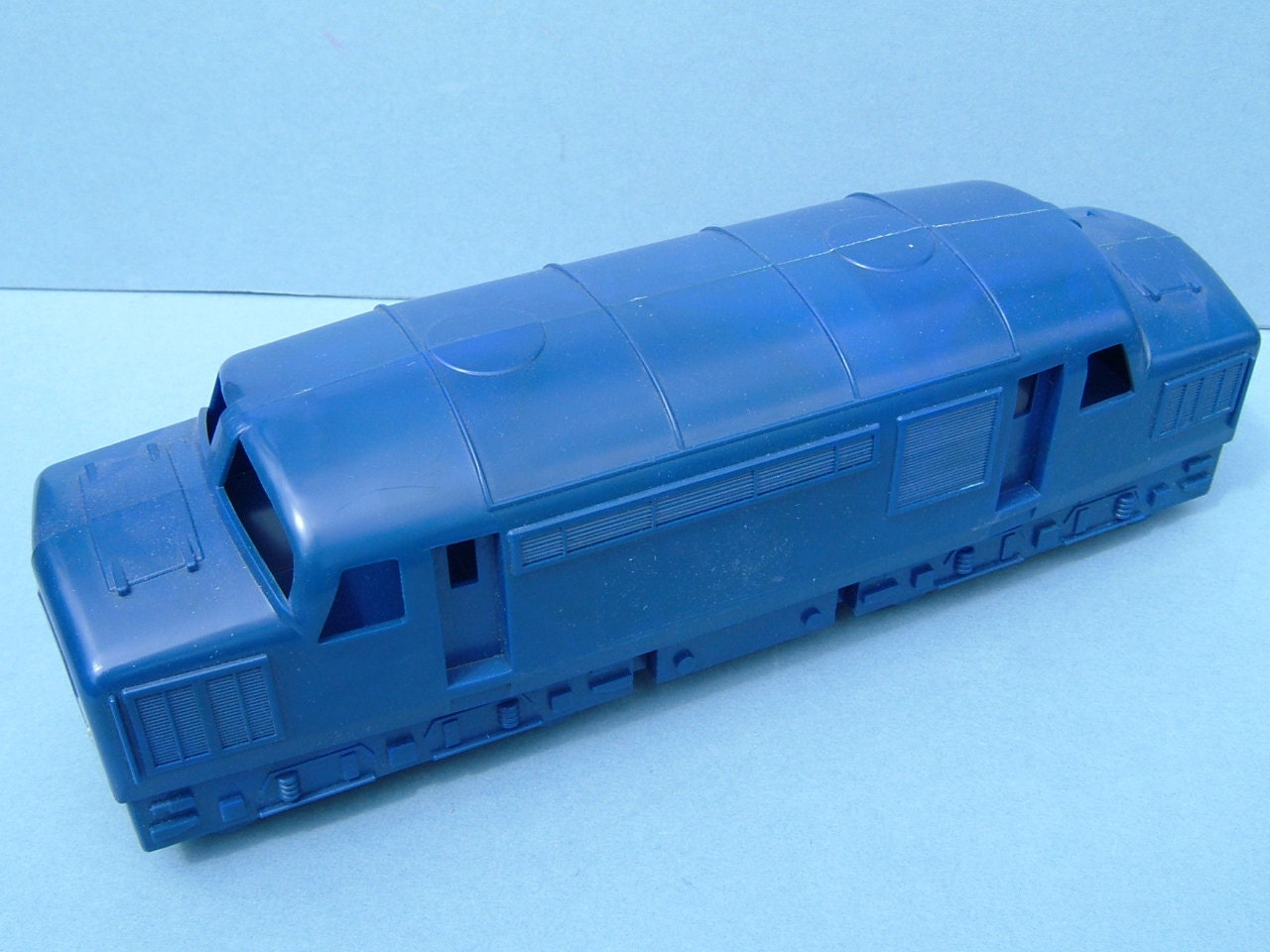 Triang Pedigree Push and Go Diesel Engine Train with Friction Motor - Made in the UK by Rovex Industries