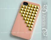 Studded Iphone Case Golden pyramid studs Light Pink IPHONE 4/4S Case----for Apple iPhone 4 Case, iPhone 4s Case, iPhone 4 Hard Case