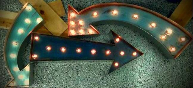 24" Arrow Vintage Marquee Hollywood Lighted Shape Metal & Wood
