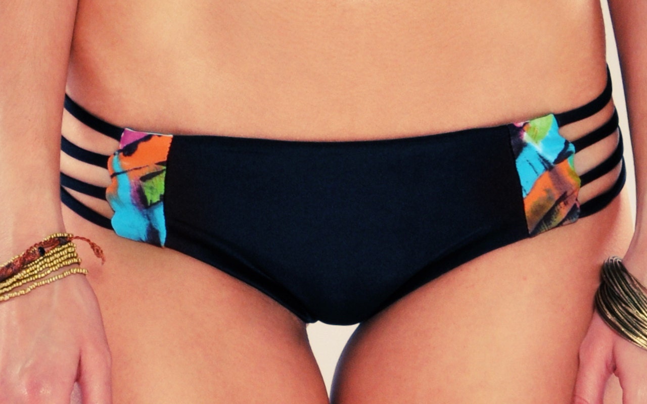 The "CLAIRE" REVERSIBLE strappy low-rise BOTTOMS