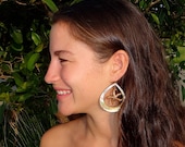Mother of Pearl & Starfish Hoops