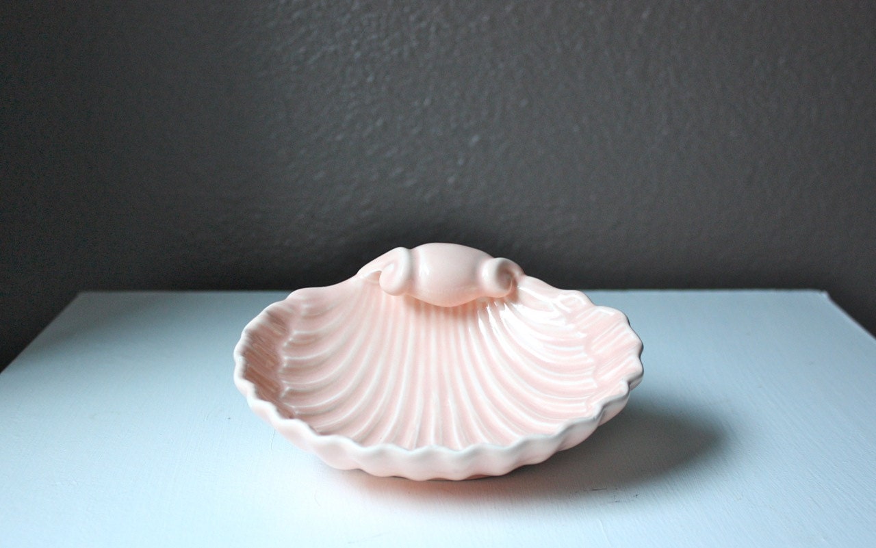 Cute Pink Vintage Sea Shell Jewelry Tray, Made in Japan