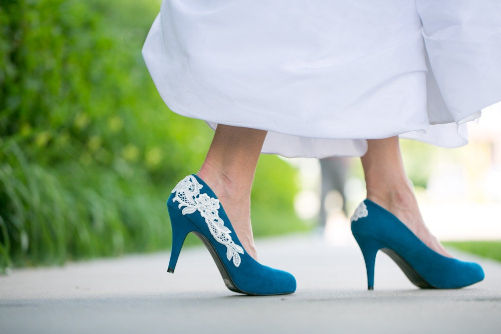 Wedding Shoes - Teal Blue Bridal Shoes/Wedding Heels with Ivory Lace. US Size 6.5