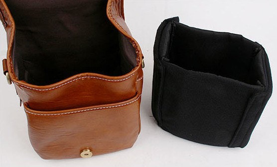 Hand Stitched Small DSLR Camera Bag in Retro Brown can carry one set of DSLR Camera perfectly