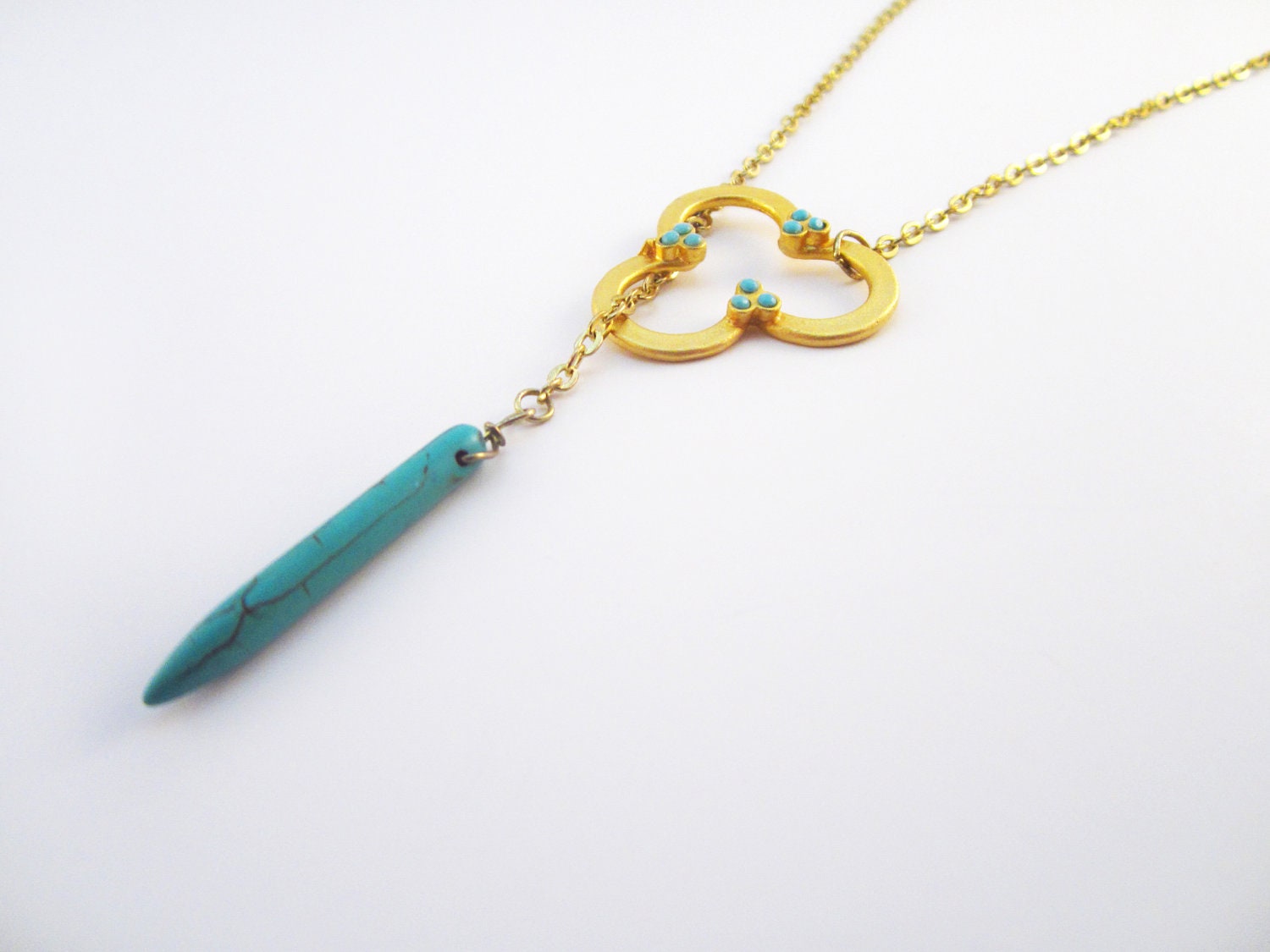 Adjustable Lariat  22k gold clover with Genuine Turquoise