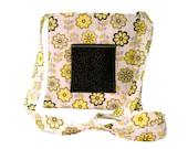 Cross Body Purse -- Overcast Daisies