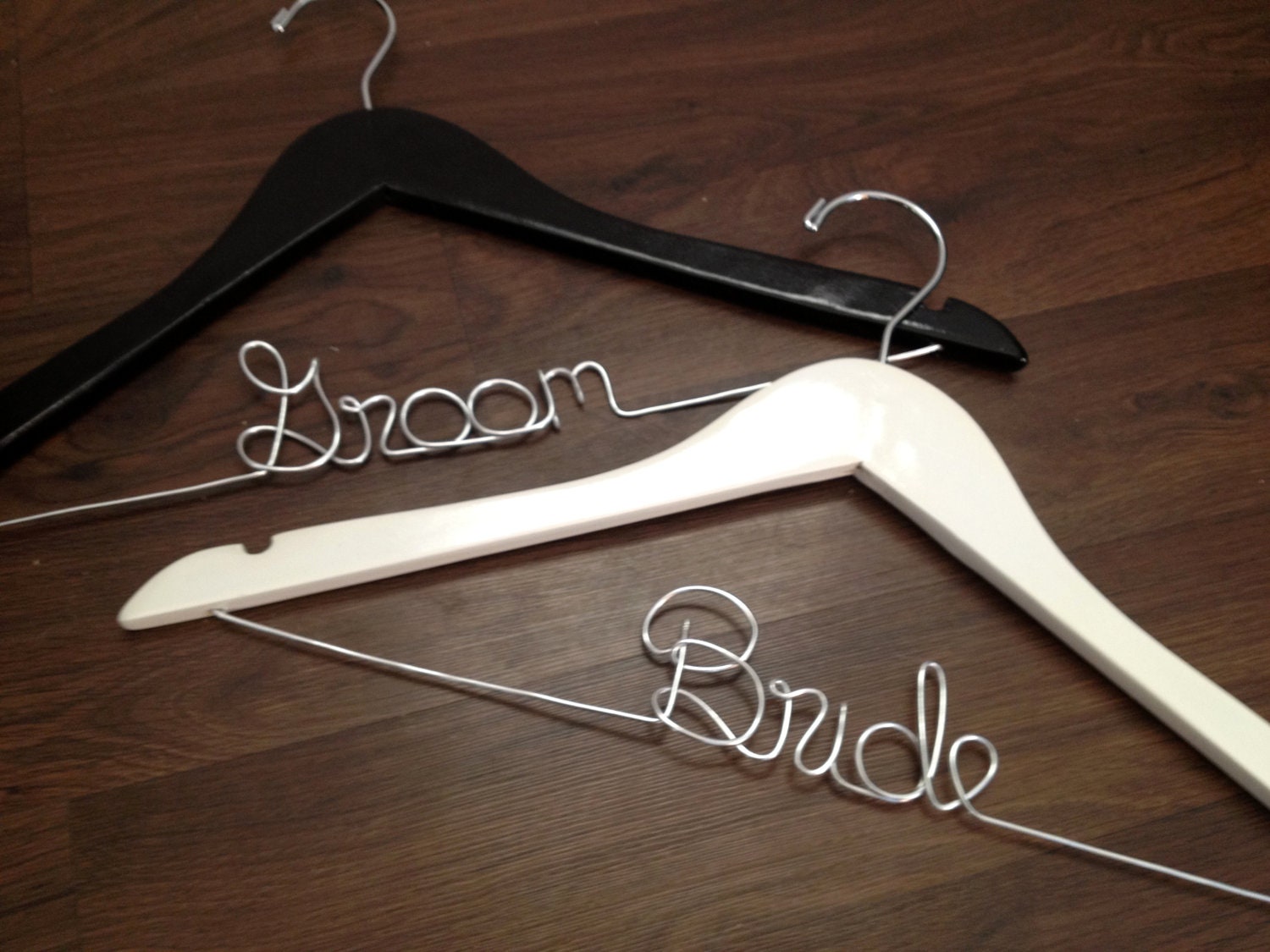 Wedding Dress Hanger, Bride Hanger, Last Name Hanger, Mrs Hanger, Wedding Hanger, Personalized Hanger, Bridesmaid Hangers, Bride Gift