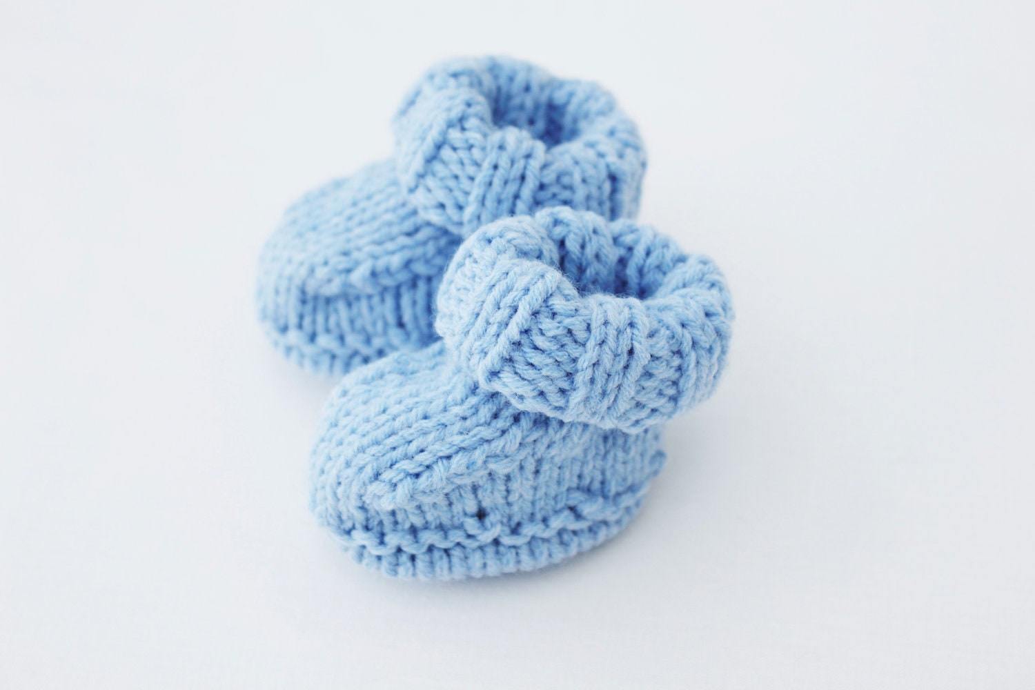 Doll's shoes - knitted booties - blue
