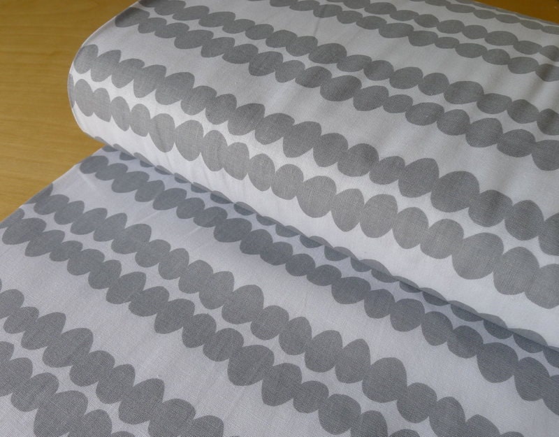 Bella Lotta Jansdotter - Bubble Stripe Light Grey - HALF YARD