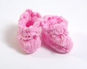 Baby Girl Booties , Infant booties, newborn booties, pink booties, roseate, spring fashion, winter fashion, christmas socks, christmas gift