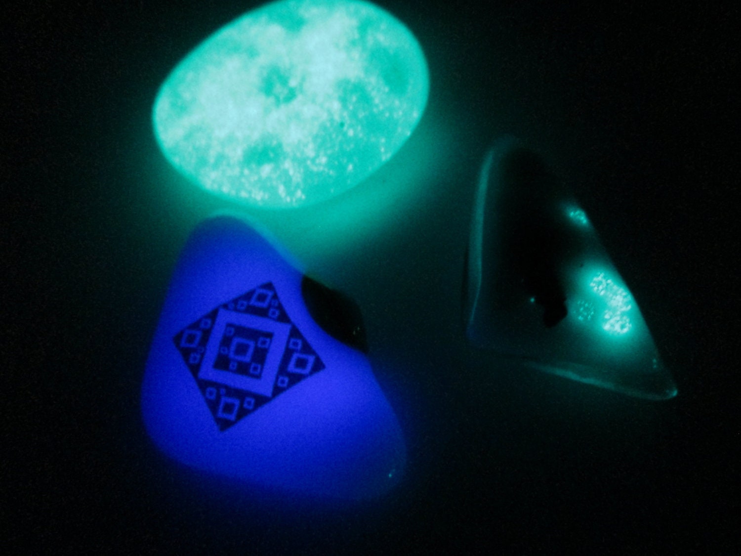 Glass Magnets - Set of 4 - Glow in the Dark