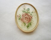 Vintage Floral Brooch - 1970s Gold Tone Acrylic Flower Design