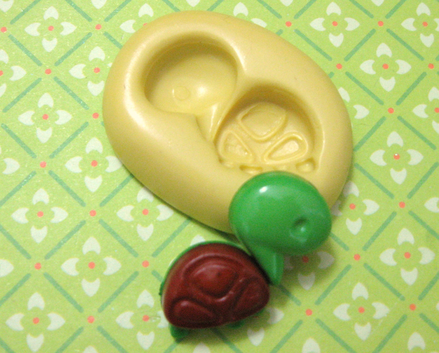 Cute Baby Turtle Flexible Silicone Polymer Clay Soap Chocolate Fondant Push Mold - Food Grade 25x21mm