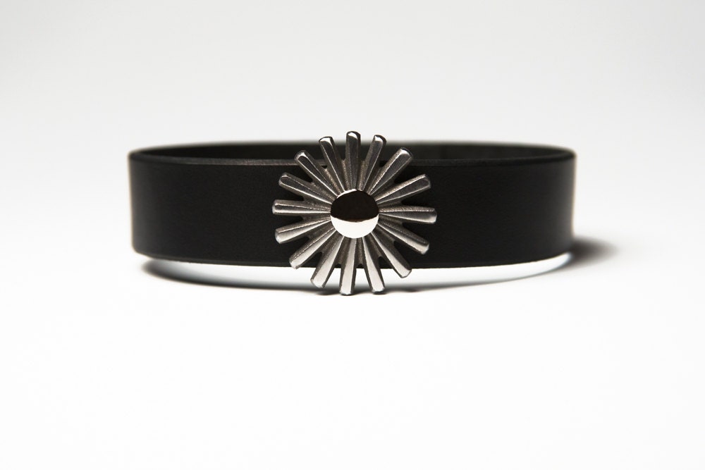 Black  Latigo Leather Choker with Steel Rowel Spur & Nickel Fasteners