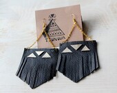 Oversized fringe earrings "Jane" /// Black vintage leather