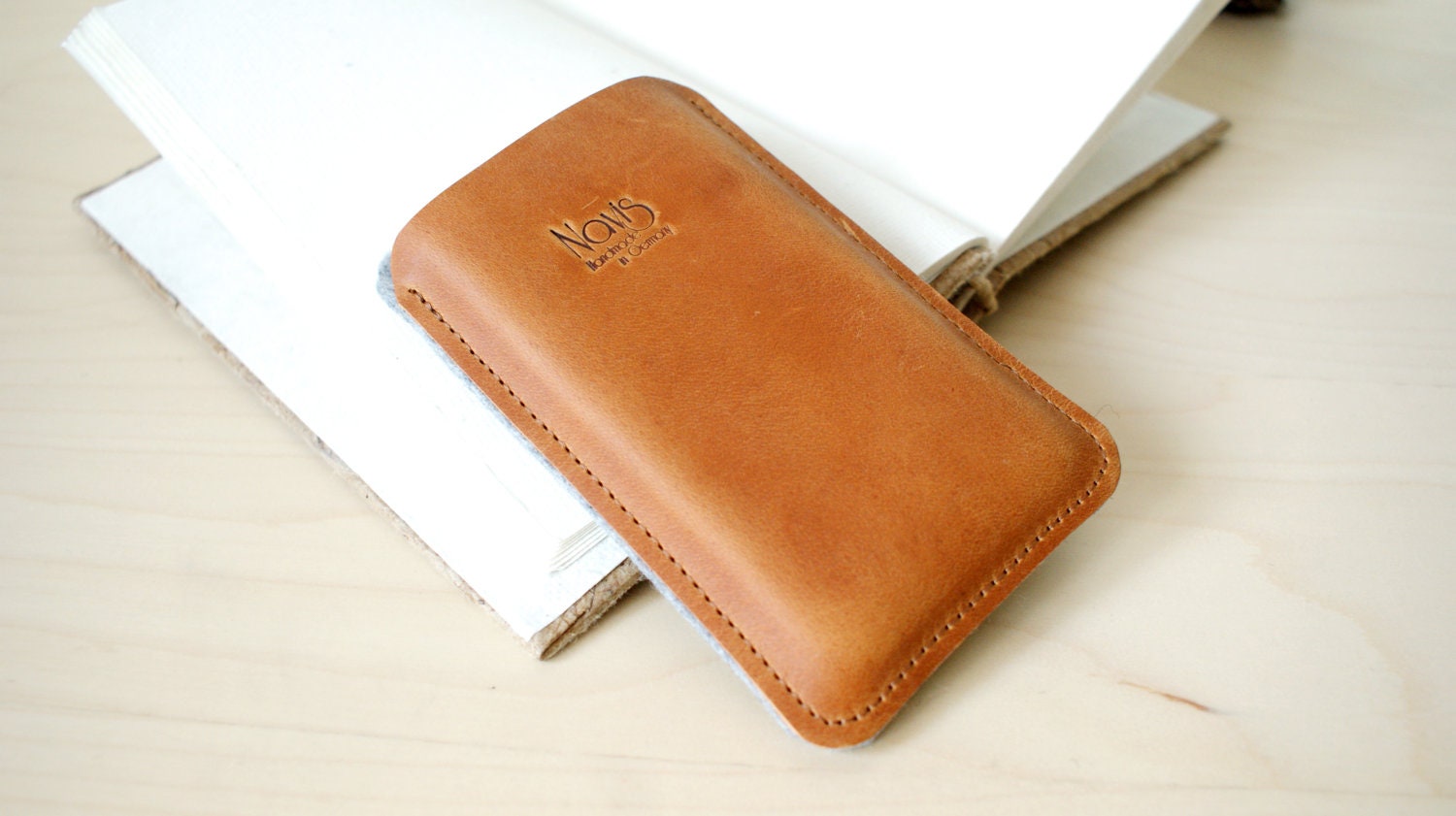 Handmade iPhone Case "Dandy" - Gray Wool Felt and Brown Leather